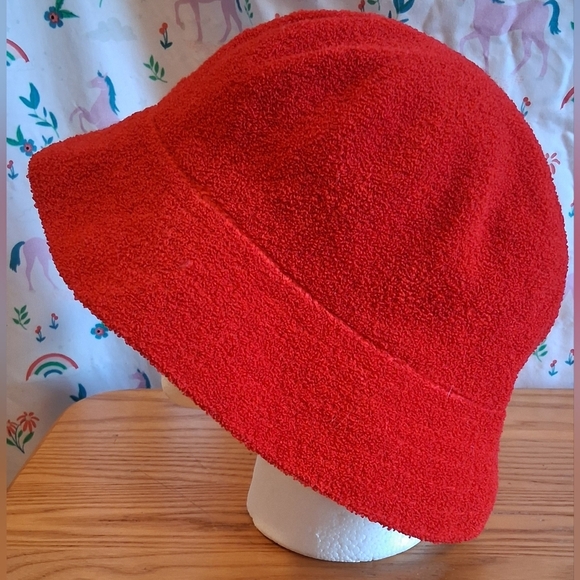 NWOT Y2K Kangol Scarlet Red Terry  Bermuda Casual Unisex Preppy Bucket Hat Cap main image 5